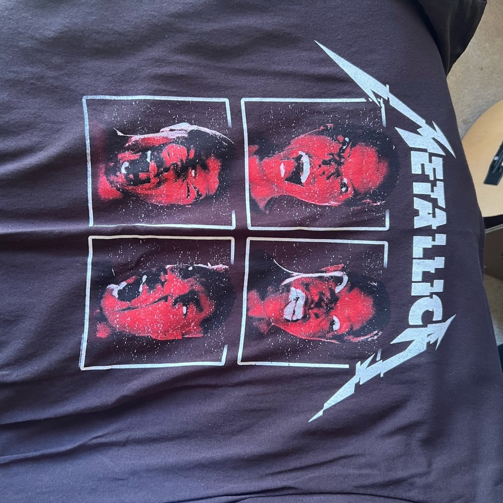 Metallica tour shirt 2017